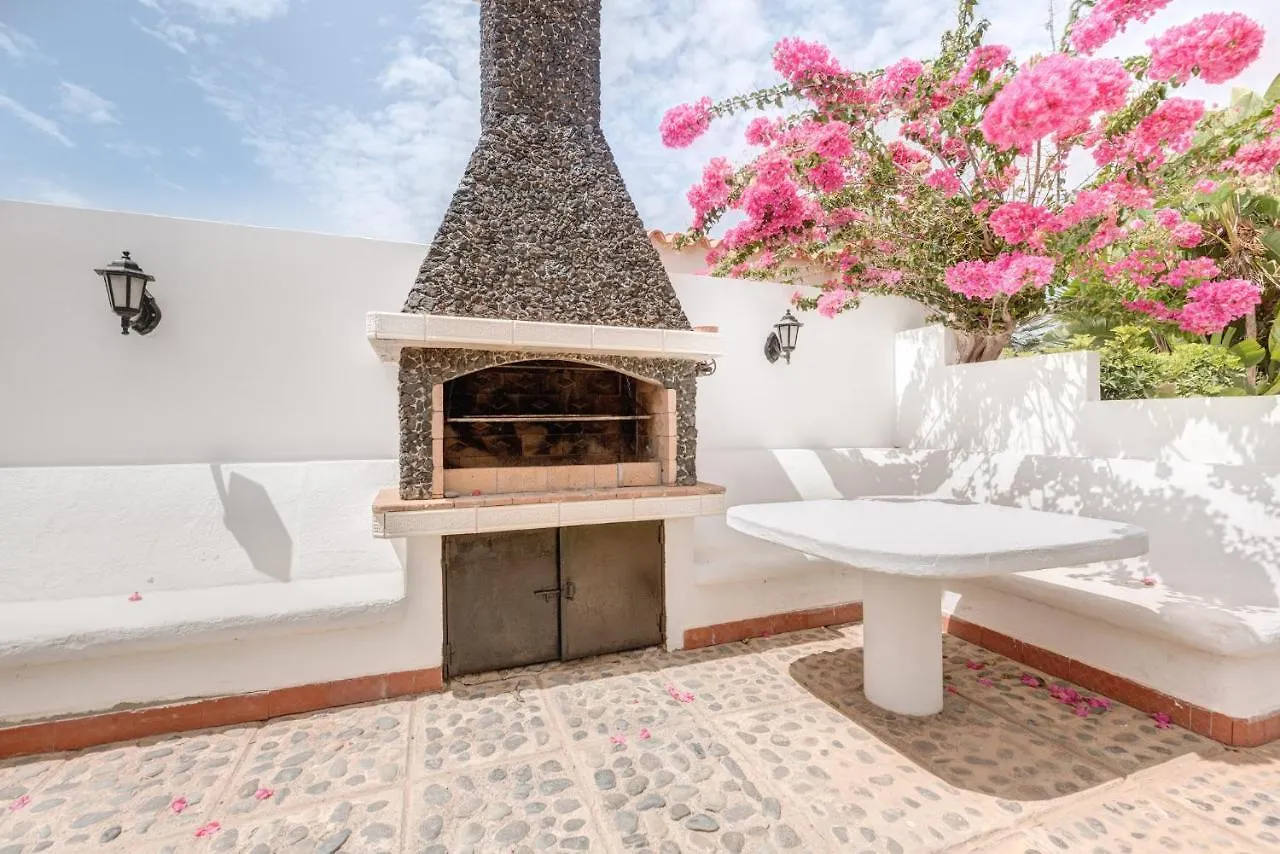 Chalet Umbelina Con Jardin Y Vista Al Mar Palm-mar